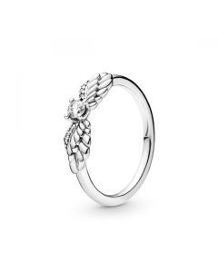 Sparkling Angel Wings Ring