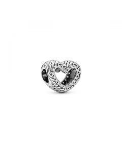 Snake Chain Pattern Open Heart Charm